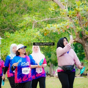 Runner Photo 8119020