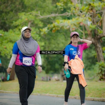 Runner Photo 8119035