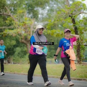 Runner Photo 8119053