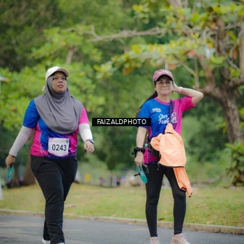 Runner Photo 8119055