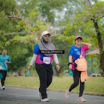 Runner Photo 8119074