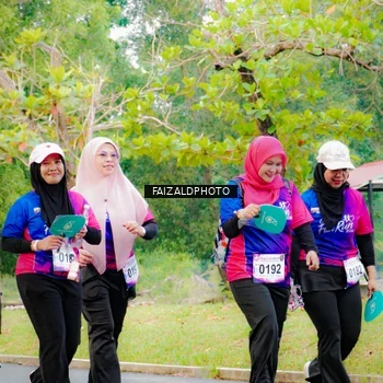Runner Photo 8119104