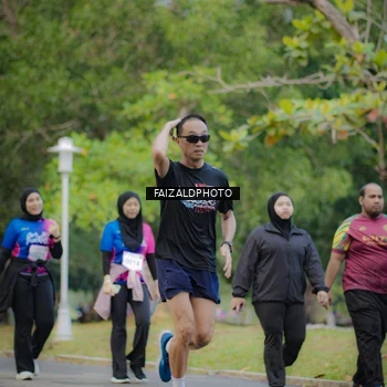 Runner Photo 8119124
