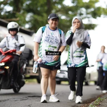 Runner Photo 8119128