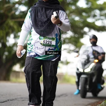Runner Photo 8119135
