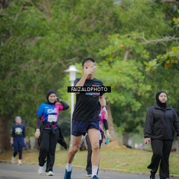 Runner Photo 8119160
