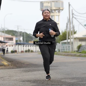 Runner Photo 8119232