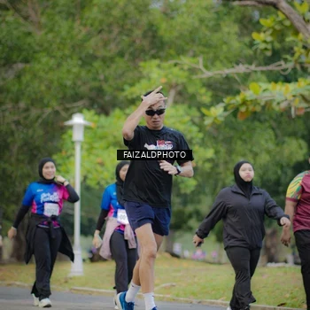 Runner Photo 8119233