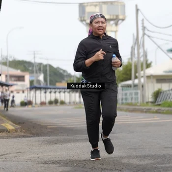 Runner Photo 8119236