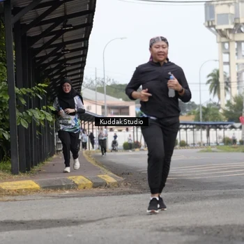 Runner Photo 8119239