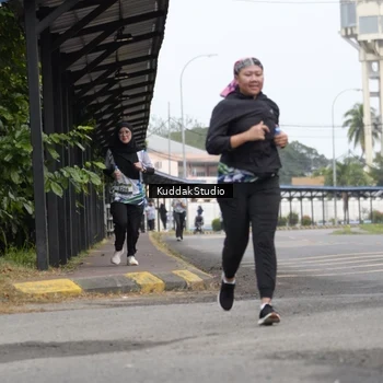 Runner Photo 8119241