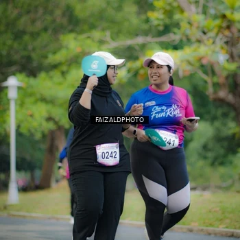 Runner Photo 8119243