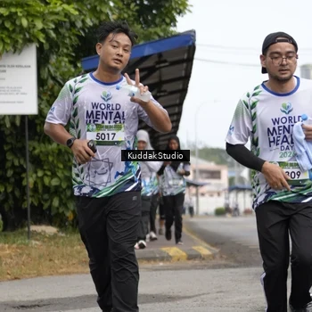 Runner Photo 8119291