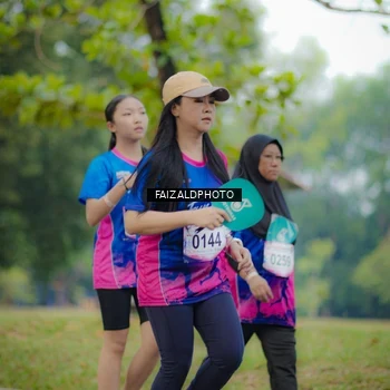 Runner Photo 8119295