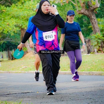 Runner Photo 8119304
