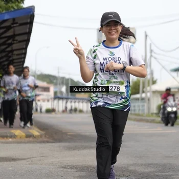 Runner Photo 8119310