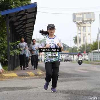 Runner Photo 8119320