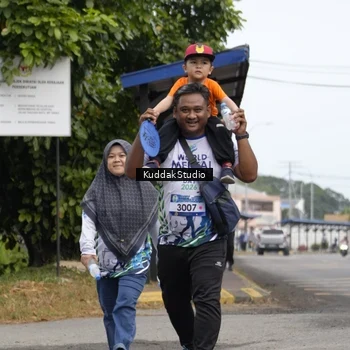 Runner Photo 8119335