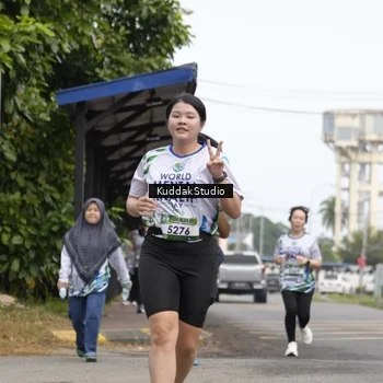 Runner Photo 8119359
