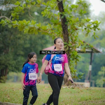 Runner Photo 8119361