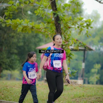 Runner Photo 8119375