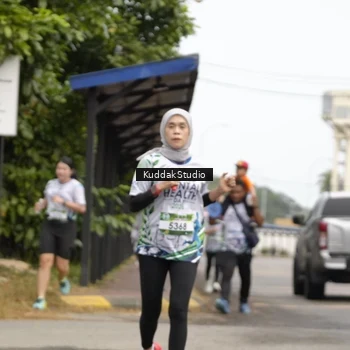Runner Photo 8119377