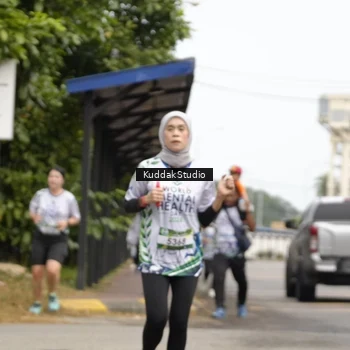 Runner Photo 8119378