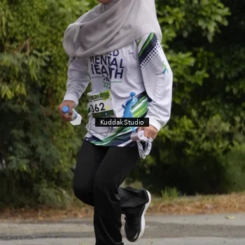 Runner Photo 8119453