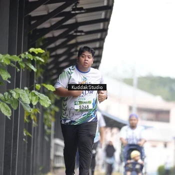 Runner Photo 8119541