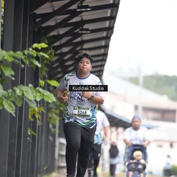 Runner Photo 8119545