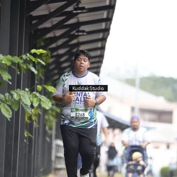 Runner Photo 8119553