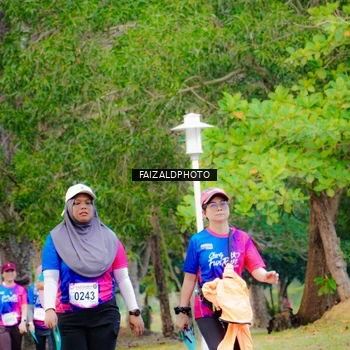 Runner Photo 8119566