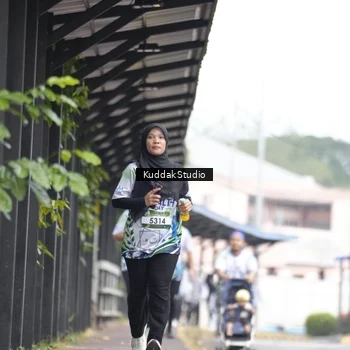 Runner Photo 8119575