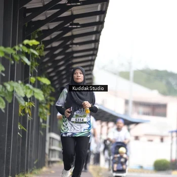 Runner Photo 8119576
