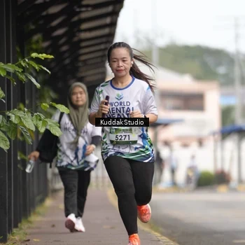 Runner Photo 8119623