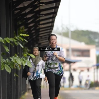 Runner Photo 8119636
