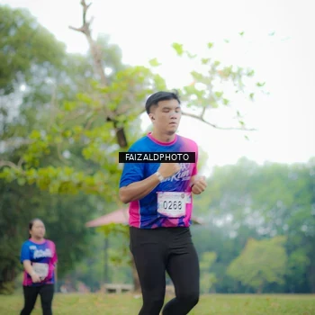 Runner Photo 8119726