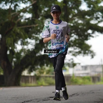 Runner Photo 8119796
