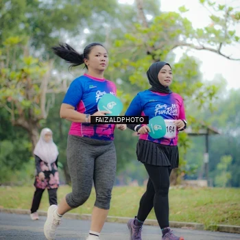 Runner Photo 8119824
