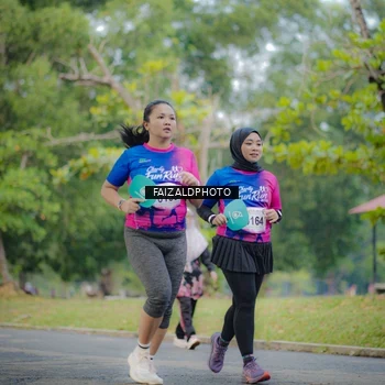 Runner Photo 8119840