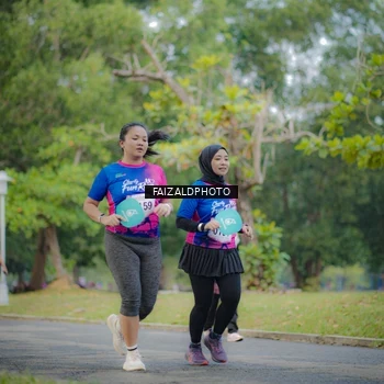 Runner Photo 8119845