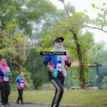 Runner Photo 8119862