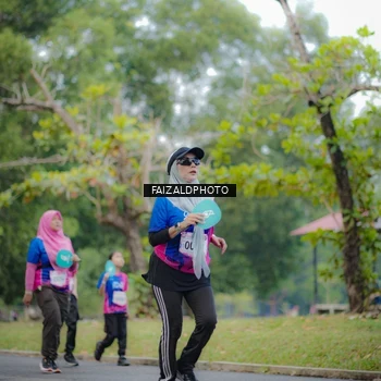 Runner Photo 8119864