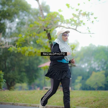 Runner Photo 8119888