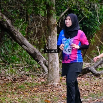 Runner Photo 8119918