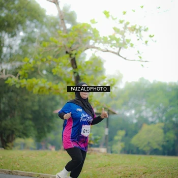 Runner Photo 8119969