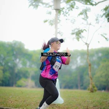 Runner Photo 8119994