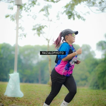 Runner Photo 8120000