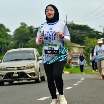 Runner Photo 8120002
