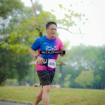 Runner Photo 8120014